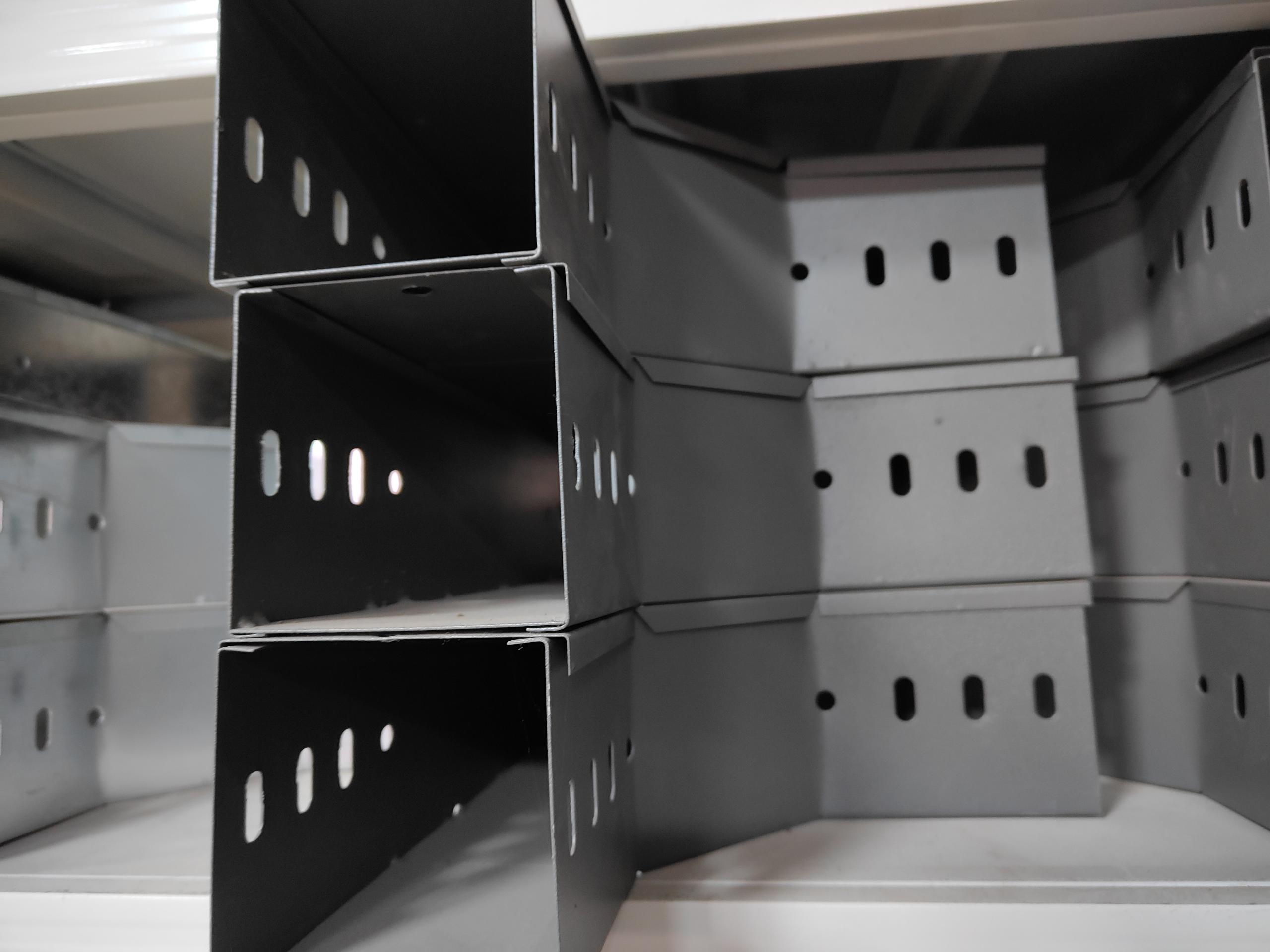 鍍鋅橋架水平彎頭 鍍鋅橋架水平彎頭